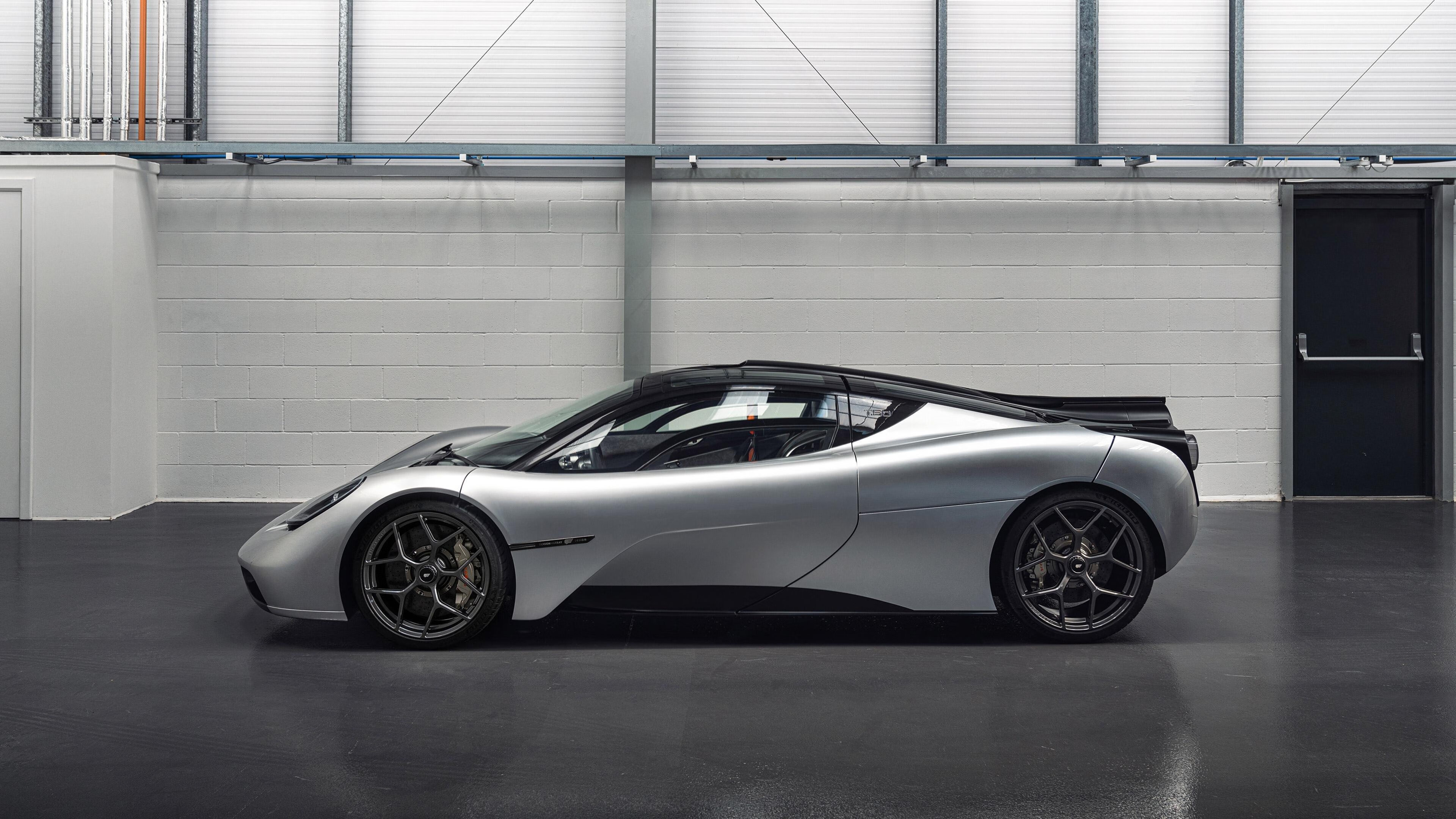 随机西班牙球员赫佐尼亚可能重返NBA，NBA球队对其感兴趣，西班牙队门将德赫亚