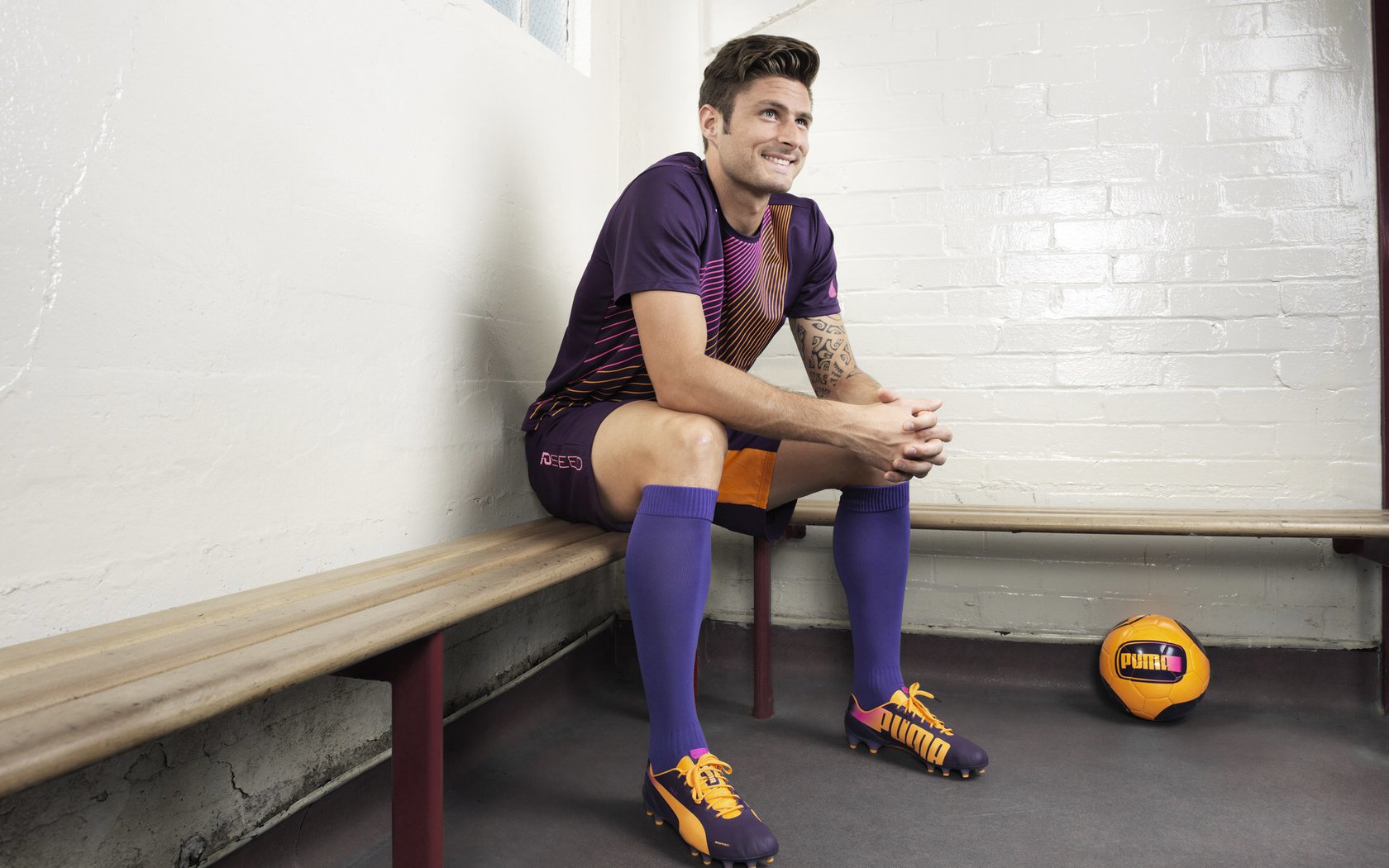 _摇滚音乐+极限滑板：青春的摇滚精神_，极限青春滑板选手